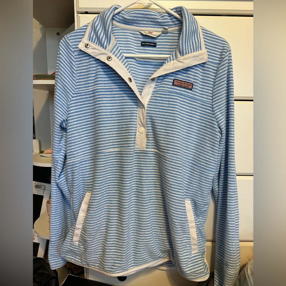 Vineyard Vines Light Blue and White Striped Top
